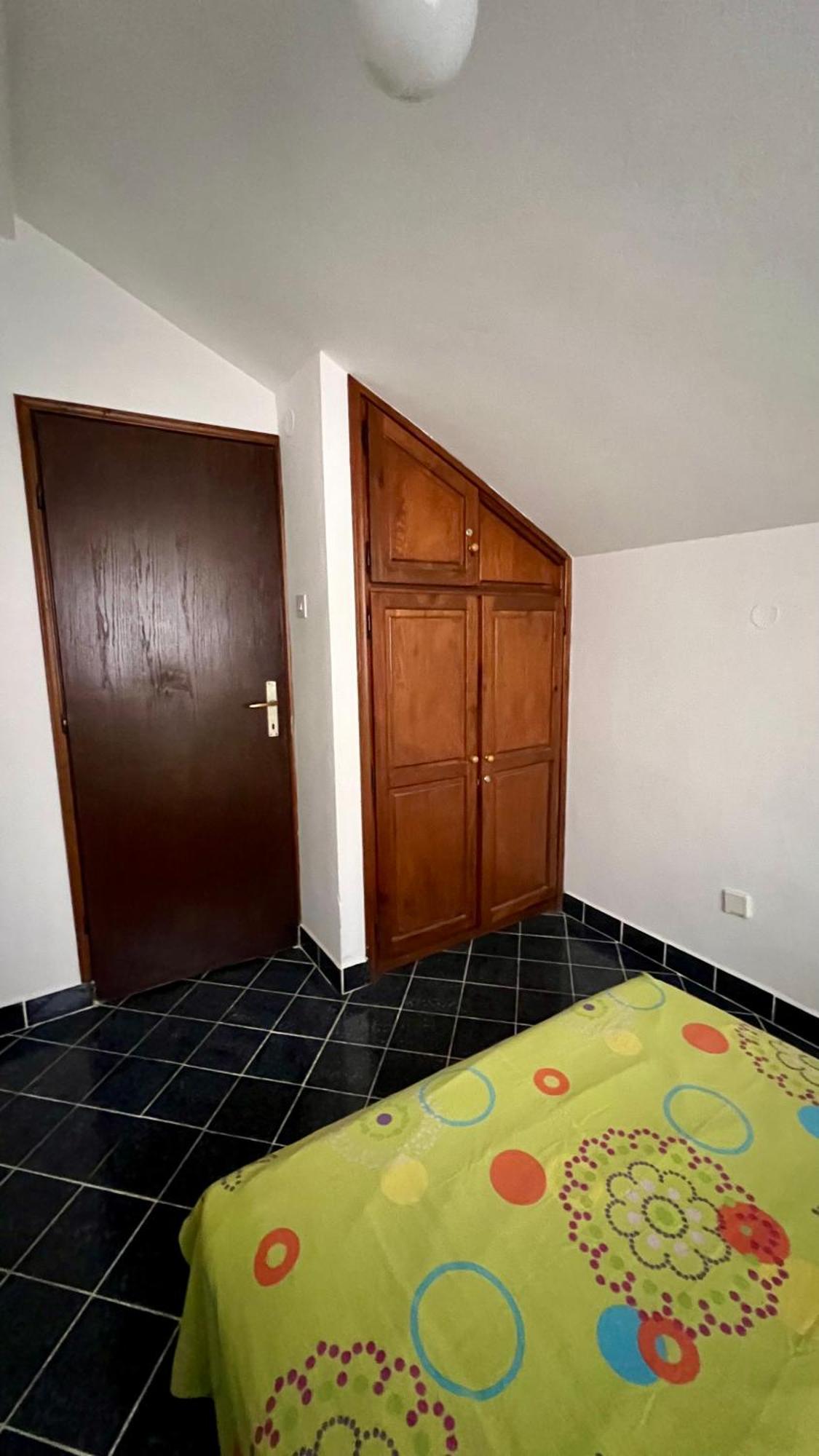 Apartments Holiday Budva Eksteriør bilde