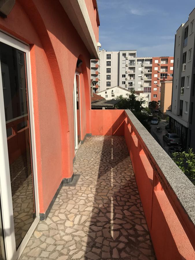 Apartments Holiday Budva Eksteriør bilde