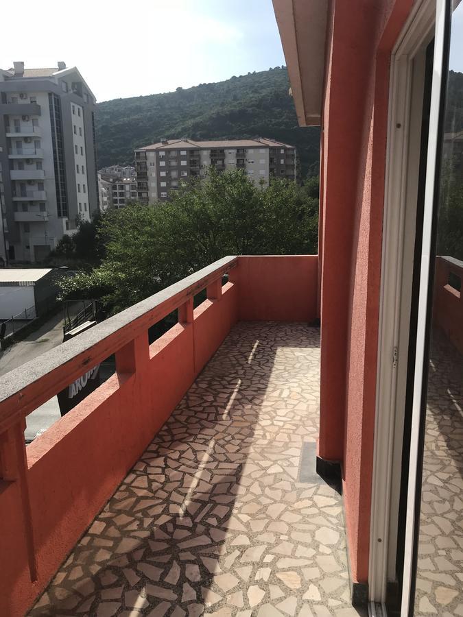 Apartments Holiday Budva Eksteriør bilde